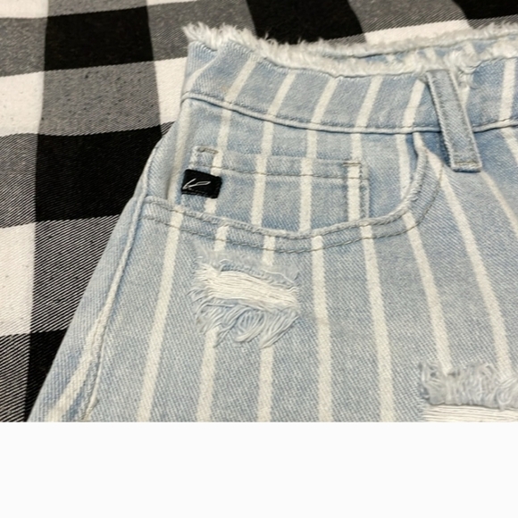 KanCan Blue White Striped Distressed Ripped Denim Jean Shorts Shortie Frayed - Picture 4 of 4